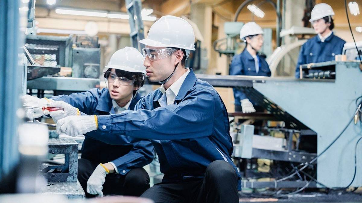 Lao động nước ngoài tại Trung tâm tài chính quốc tế được cấp phép tối đa 10 năm