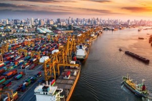 Xuất nhập khẩu tiến sát 1.000 tỷ USD: Việt Nam đứng trước bài toán chất lượng tăng trưởng