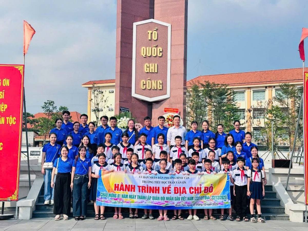 Phường Bình Tân dâng hương tưởng niệm các Anh hùng liệt sĩ nhân ngày 22/12