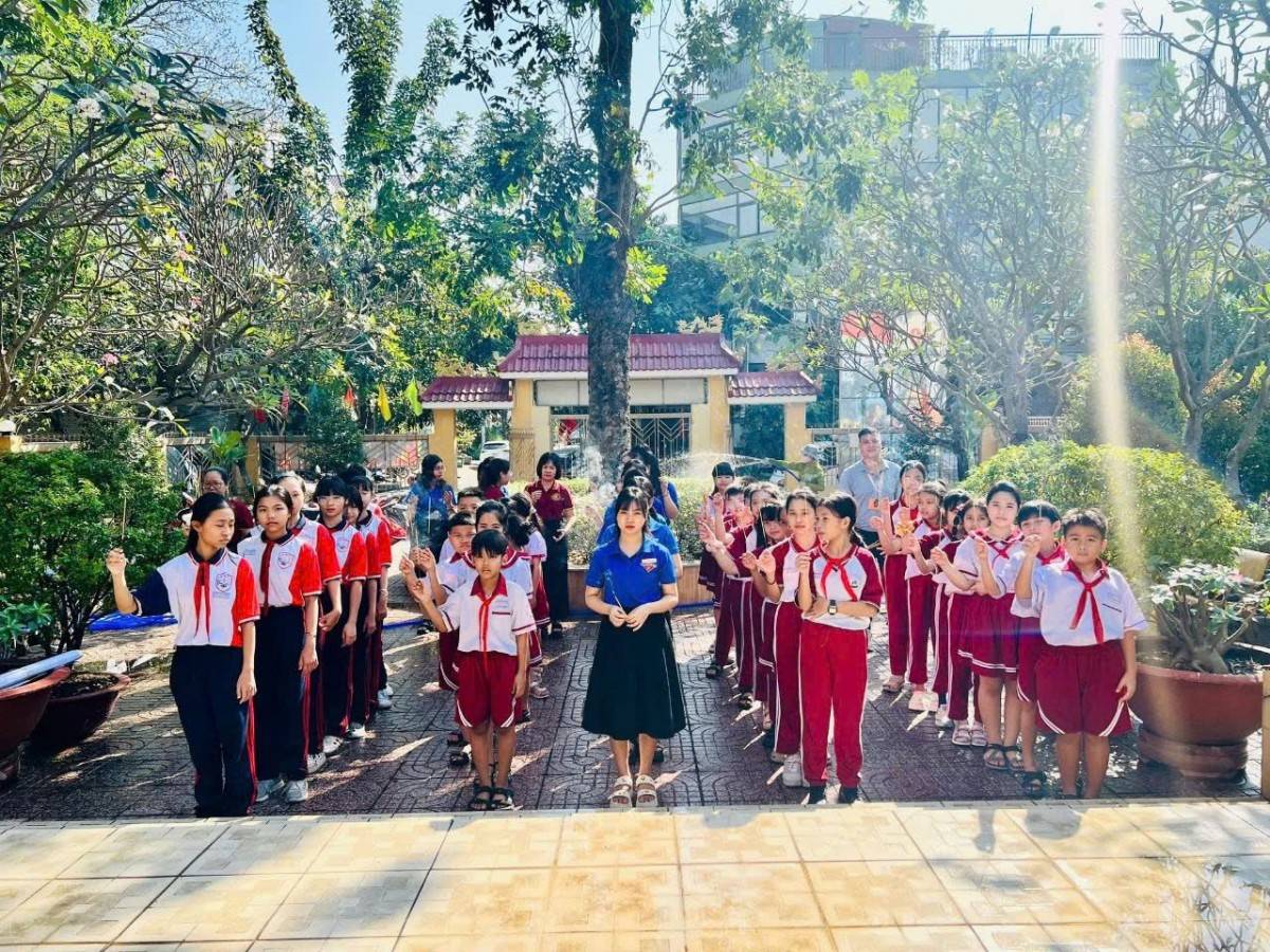 Phường Bình Tân dâng hương tưởng niệm các Anh hùng liệt sĩ nhân ngày 22/12