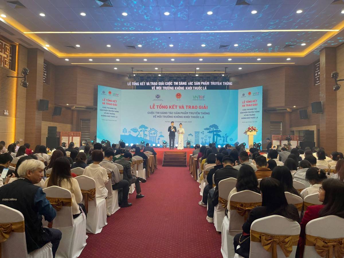 Trao giải Cuộc thi “Sáng tác sản phẩm truyền thông về môi trường không khói thuốc lá”