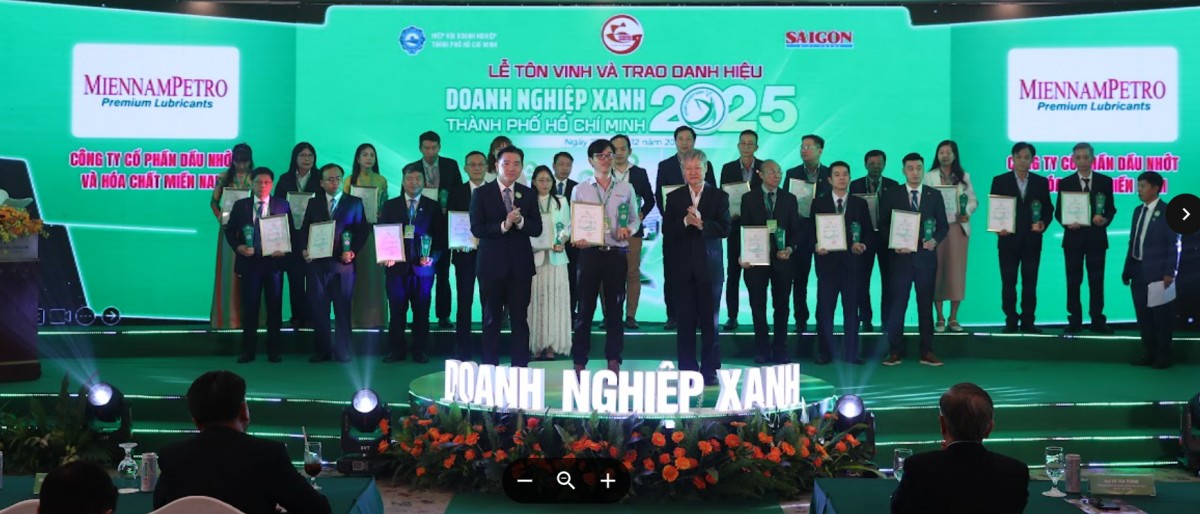 Miền Nam Petro được vinh danh Doanh nghiệp Xanh TP.HCM lần thứ 2