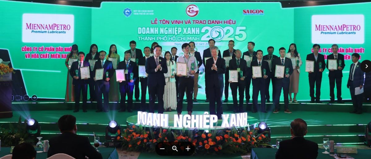 Miền Nam Petro được vinh danh Doanh nghiệp Xanh TP.HCM lần thứ 2