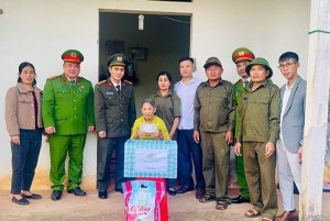 Lan tỏa yêu thương từ cơ sở: Công an xã Vân Du tiếp nối hành trình “Vì Nhân dân phục vụ”