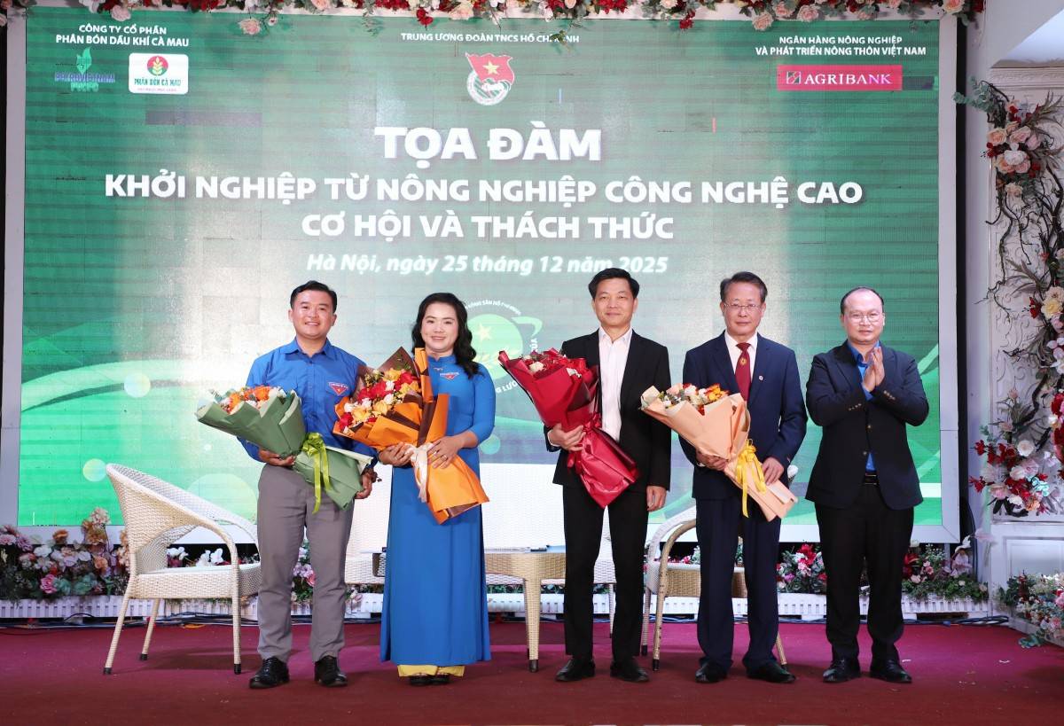 Nông nghiệp công nghệ cao và bài toán phát triển bền vững của doanh nghiệp trẻ