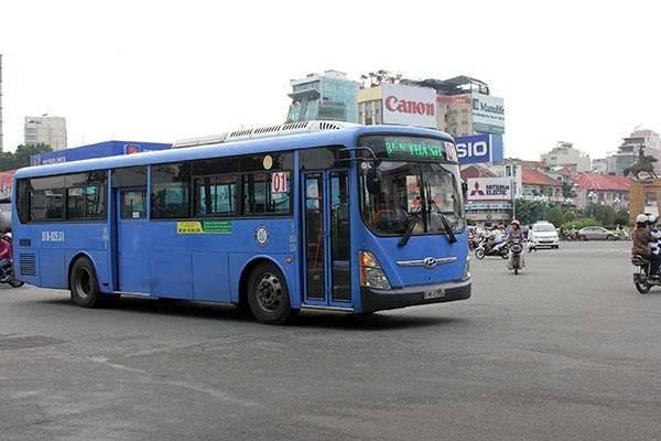 rên địa bàn TP. Hồ Chí Minh hiện có 3 trạm nạp khí CNG đang phục vụ cho khoảng 510 xe buýt công cộng chạy trên 18 tuyến có trợ gi