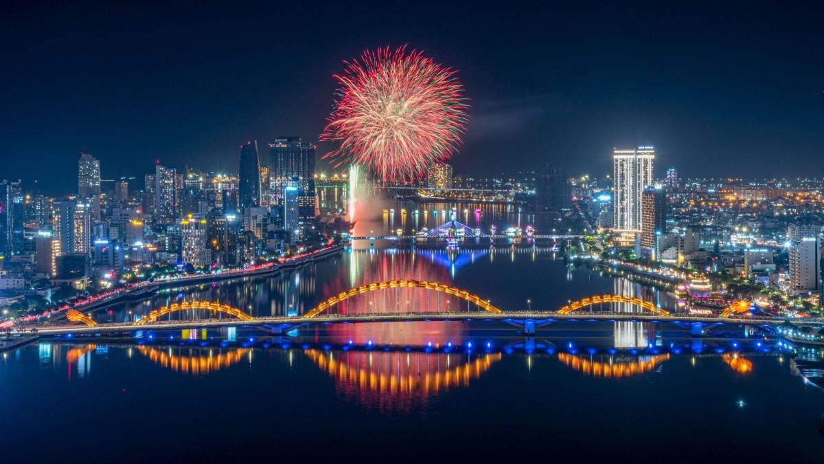 Không gian ven sông hình thành trục phát triển kinh tế – văn hóa, góp phần kiến tạo đô thị thịnh vượng và hiện đại.