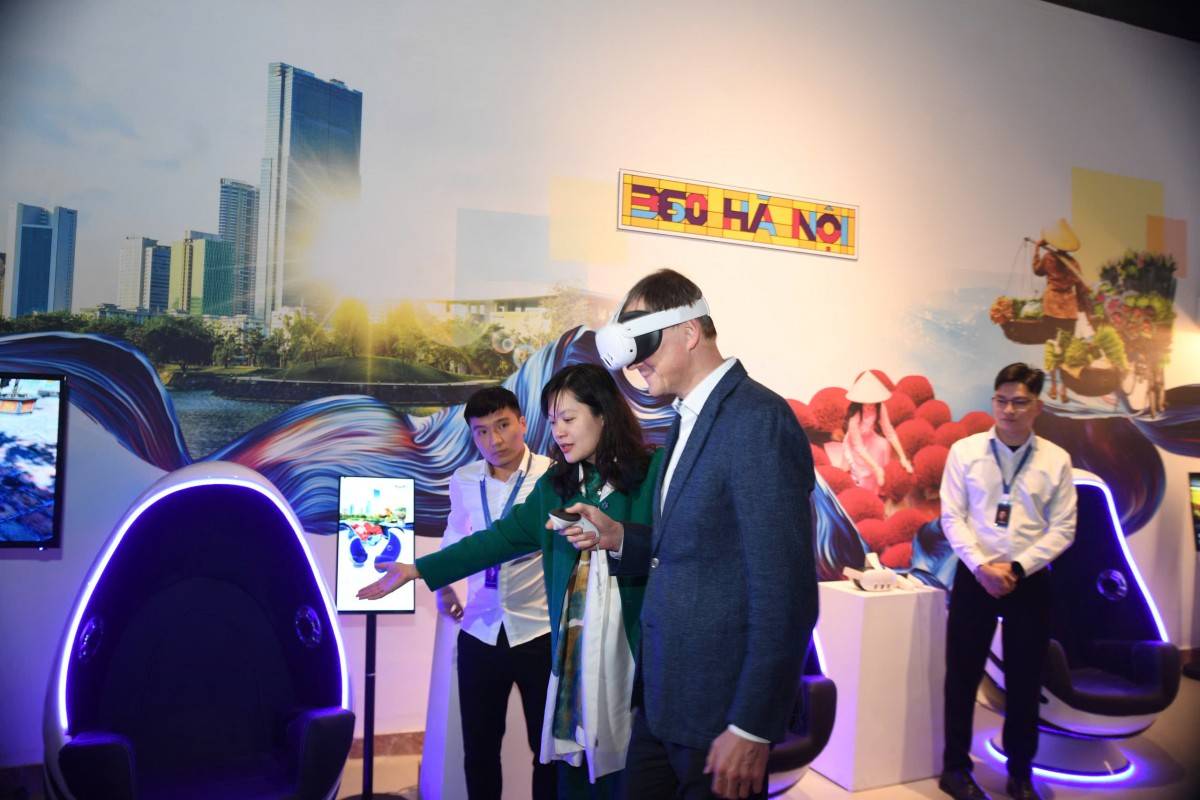 Hà Nội trong thời đại số rạng rỡ trong ánh sáng và di sản