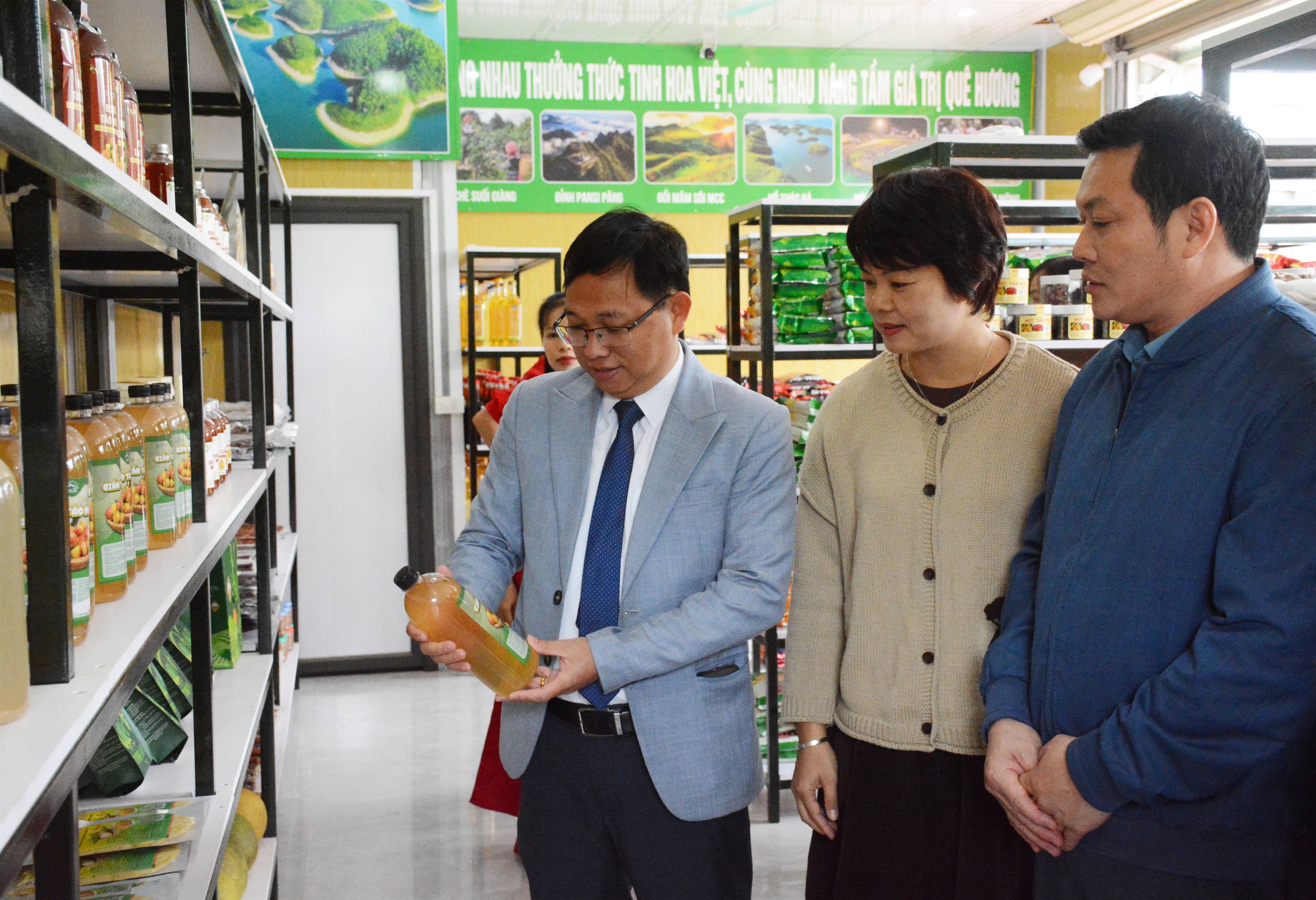 Mô hình thương mại hai chiều mở hướng tiêu thụ bền vững cho sản phẩm vùng cao Lào Cai