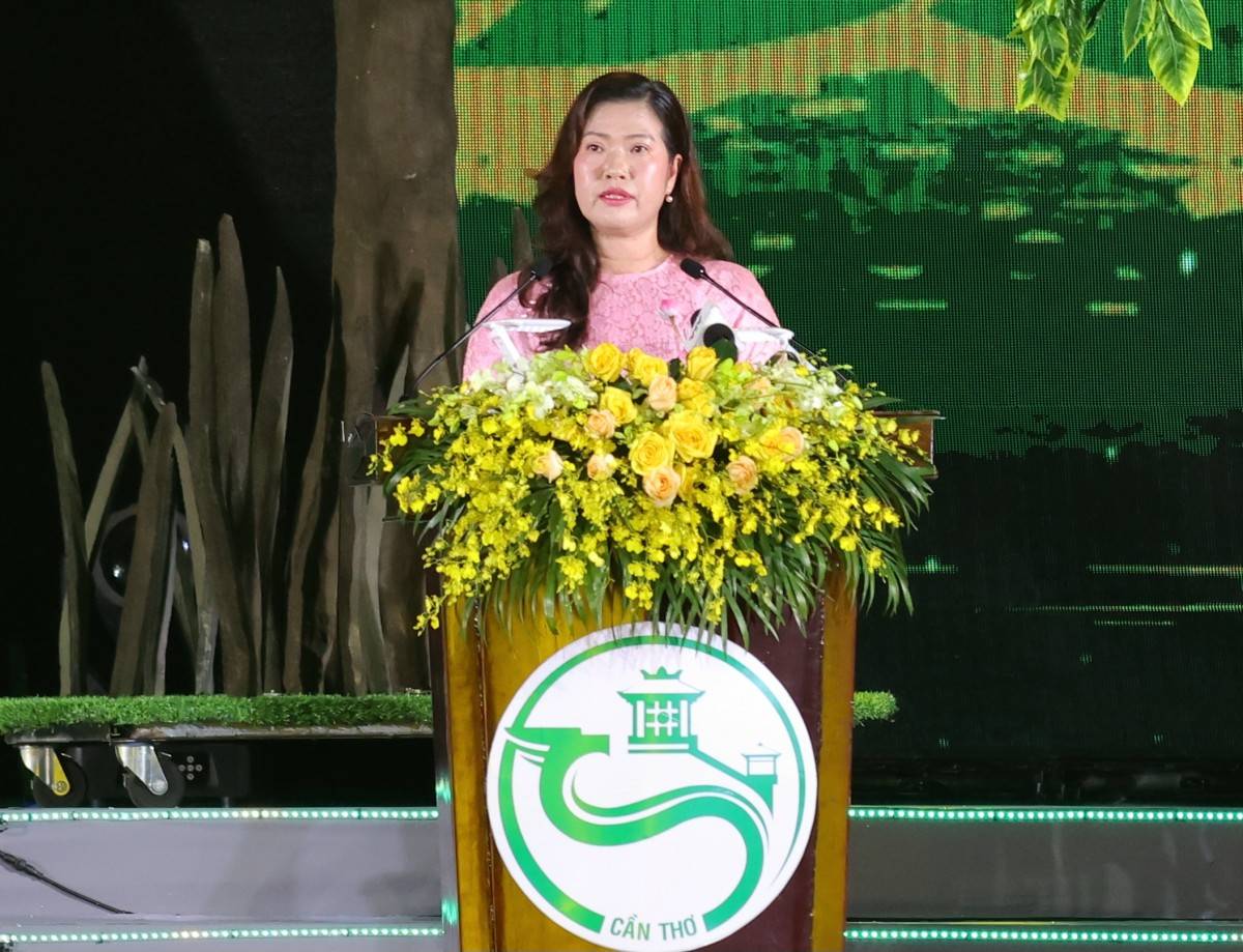 Lung linh sắc màu tại Lễ hội văn hóa sông nước Cần Thơ