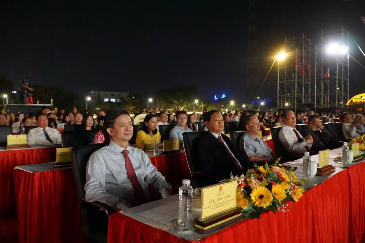 Lung linh sắc màu tại Lễ hội văn hóa sông nước Cần Thơ