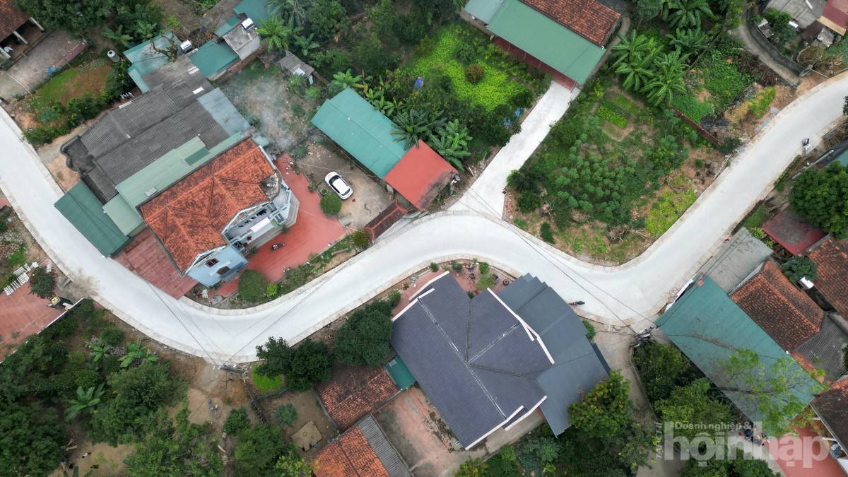 Giáo dân Hiền Quan chung sức hoàn thành đường GTNT sau 2 tháng thi công