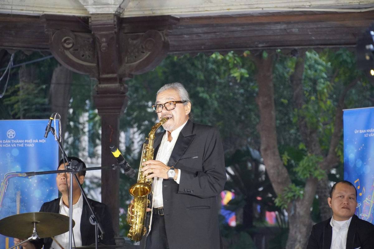 Lời mời gọi mùa xuân từ “Âm nhạc cuối tuần” bên hồ Gươm