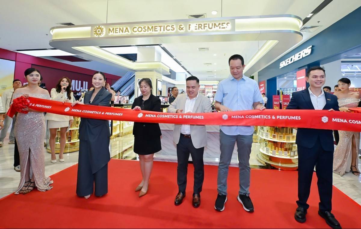 MENAS Group chốt năm 2025 bằng việc khai trương đồng thời Mena Cosmetics & Perfumes và Twg Tea tại Menas Mall Saigon Airport