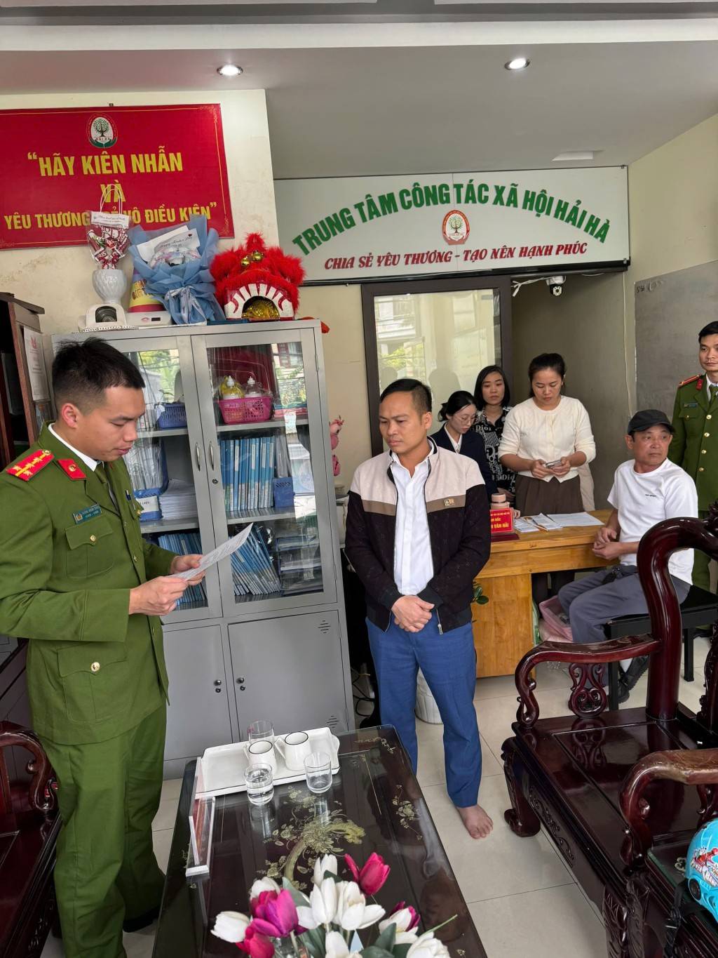 Cơ quan Cảnh sát điều tra (Công an tỉnh) thực hiện quy trình tố tụng đối với Nguyễn Văn Hải, Giám đốc Trung tâm Công tác xã hội Hải Hà. 