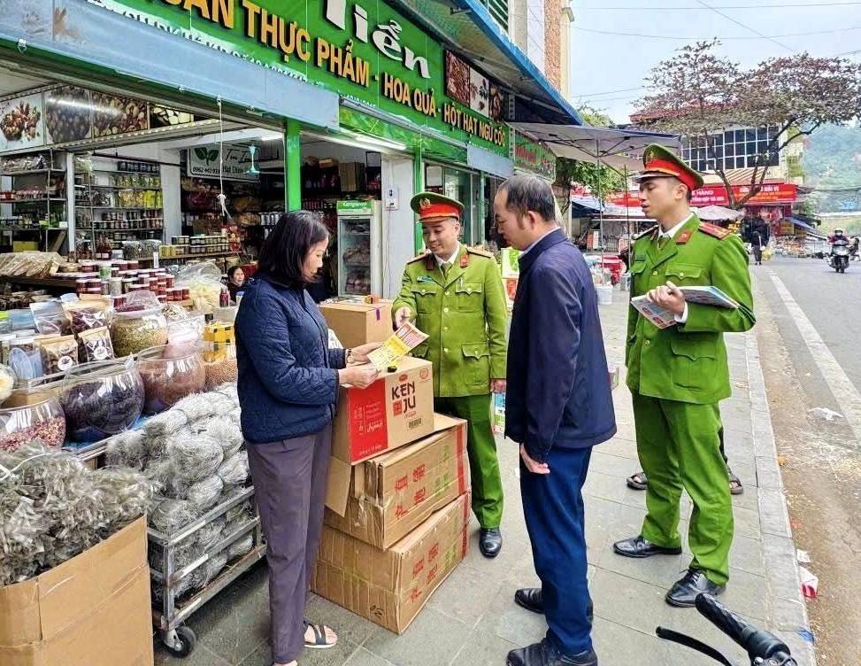 Lào Cai chủ động nâng cao hiệu lực quản lý an toàn thực phẩm trong tình hình mới