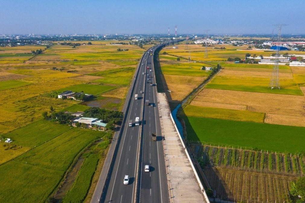 GDP năm 2025 tăng 8,02%: Nền kinh tế tạo đà cho chu kỳ tăng trưởng mới