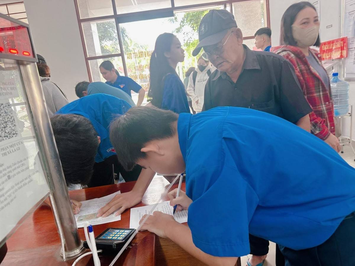 Lâm Đồng: Ban Quản lý các KCN phát động phong trào “Bình dân học vụ số”