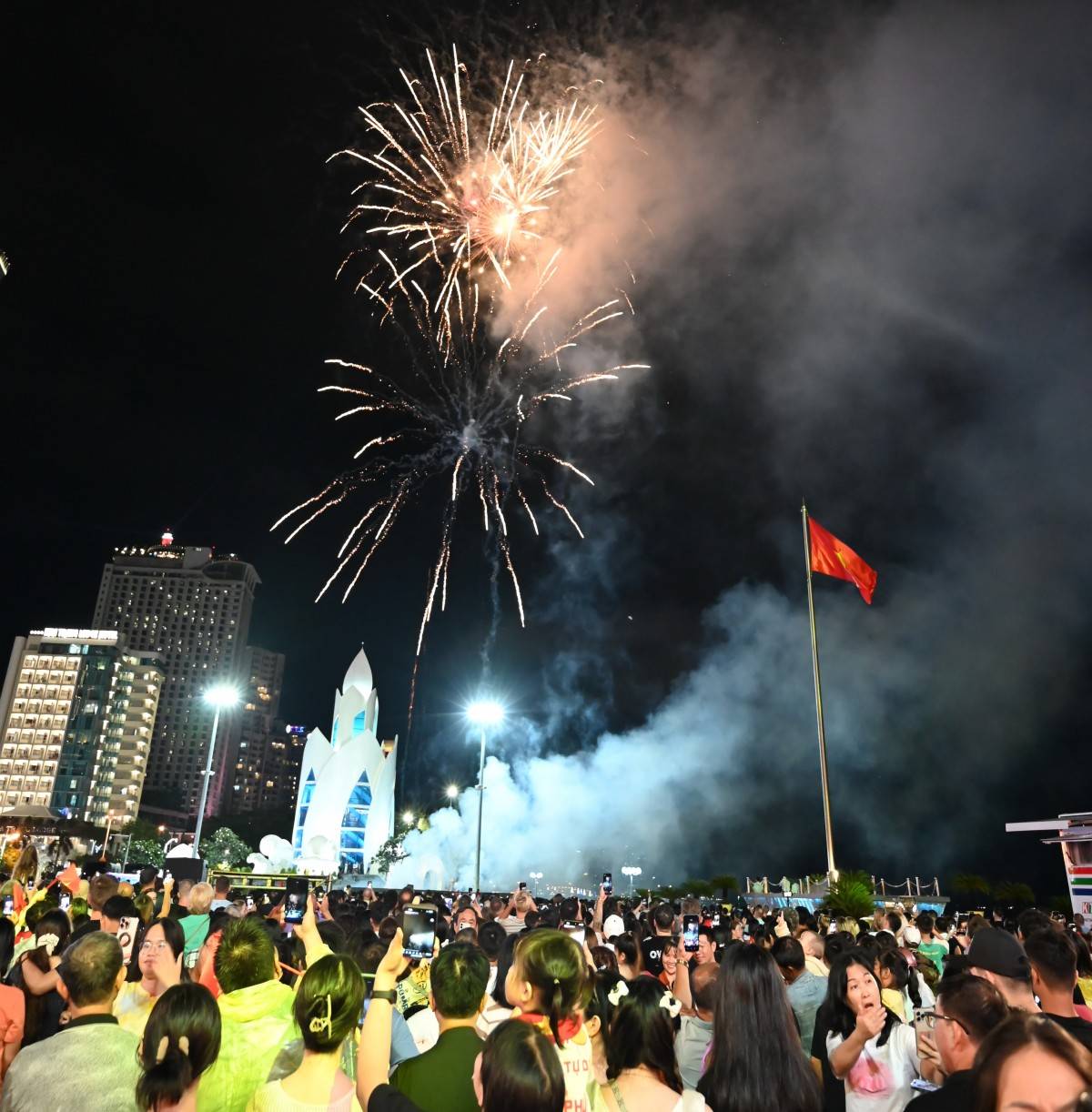 Du lịch Khánh Hòa 2026: Bứt phá doanh thu 77 nghìn tỷ, kỳ vọng 18,8 triệu lượt khách