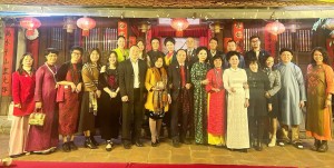 Tôn vinh tinh hoa nghệ thuật dân gian của Câu lạc bộ Doanh nhân Văn hóa UNESCO