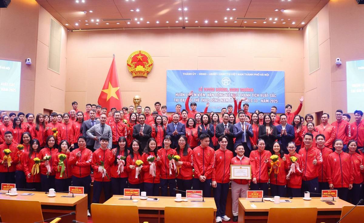 Hà Nội vinh danh huấn luyện viên và vận động viên tỏa sáng trên đấu trường khu vực SEA Games 33