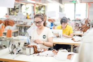 TP. Hồ Chí Minh: Áp dụng mức lương tối thiểu mới, điều chỉnh đóng bảo hiểm từ 01/1/2026