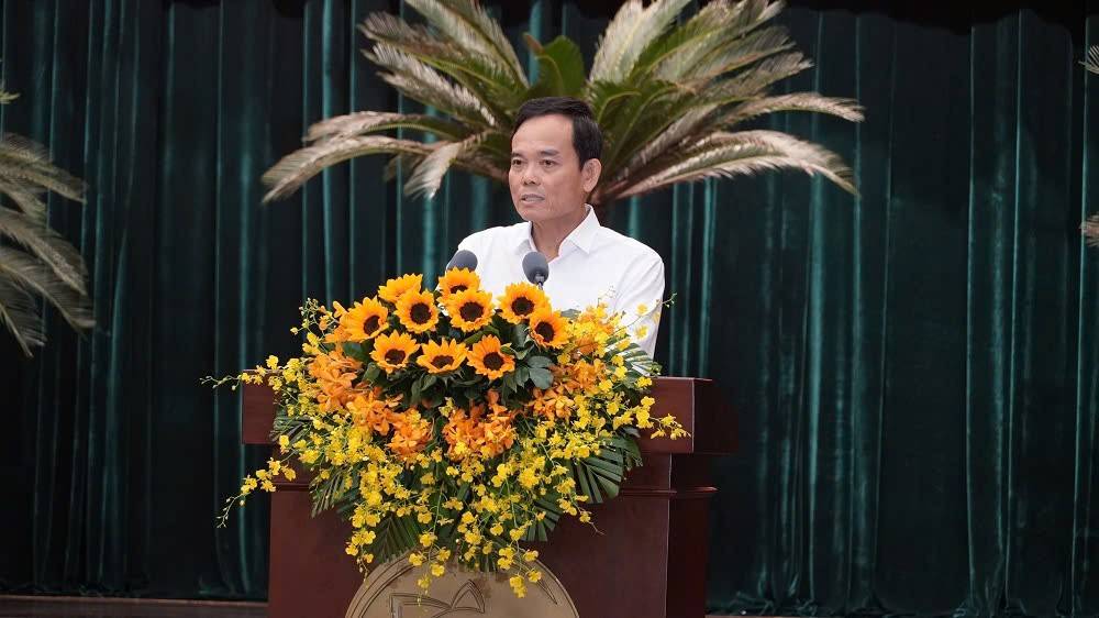 Bí thư Trung ương Đảng, Bí thư Thành ủy TP.Hồ Chí Minh Trần Lưu Quang phát biểu tại Hội nghị