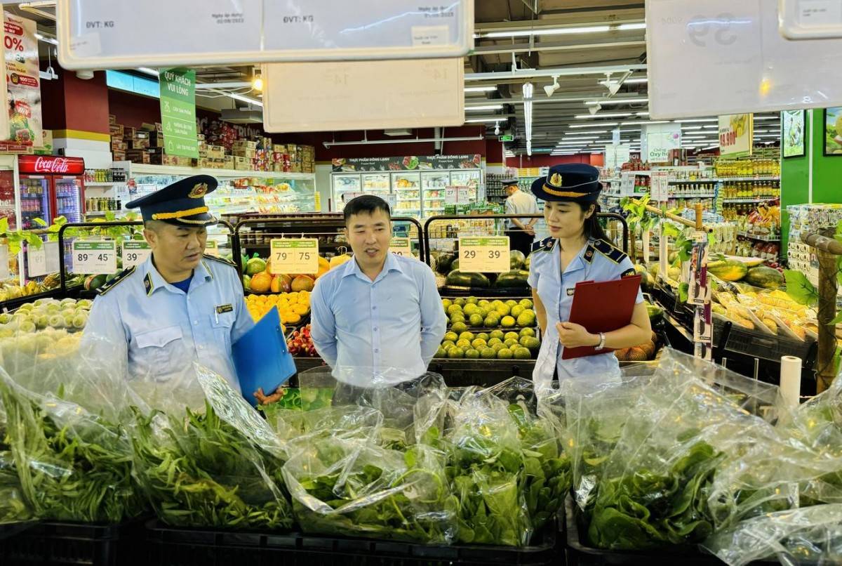 Chuyển quản lý an toàn thực phẩm nông sản sang kiểm soát theo chuỗi, siết mạnh thanh tra đột xuất