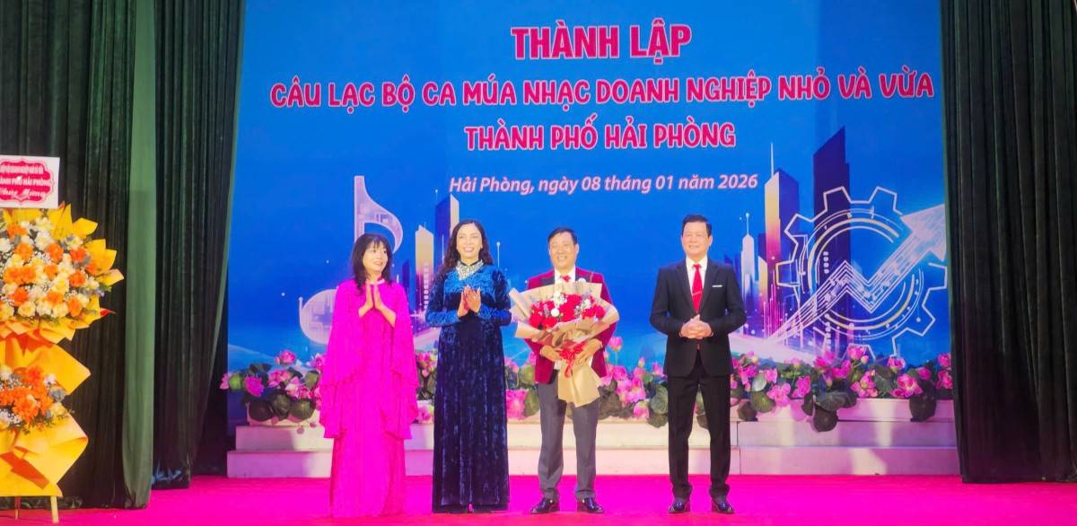 Ra mắt Câu lạc bộ Ca múa nhạc Doanh nghiệp Nhỏ và Vừa TP Hải Phòng: Dấu ấn văn hóa mới của cộng đồng doanh nhân thành phố Cảng