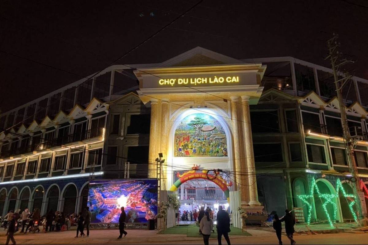 Lào Cai: Tổng mức bán lẻ và doanh thu dịch vụ năm 2025 vượt 71.040 tỷ đồng