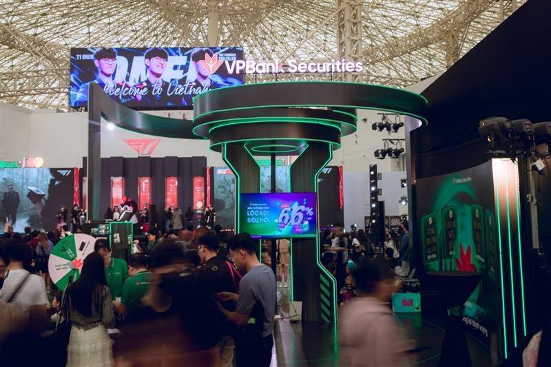 VPBank và các thương hiệu kiến tạo lễ hội eSport cùng T1