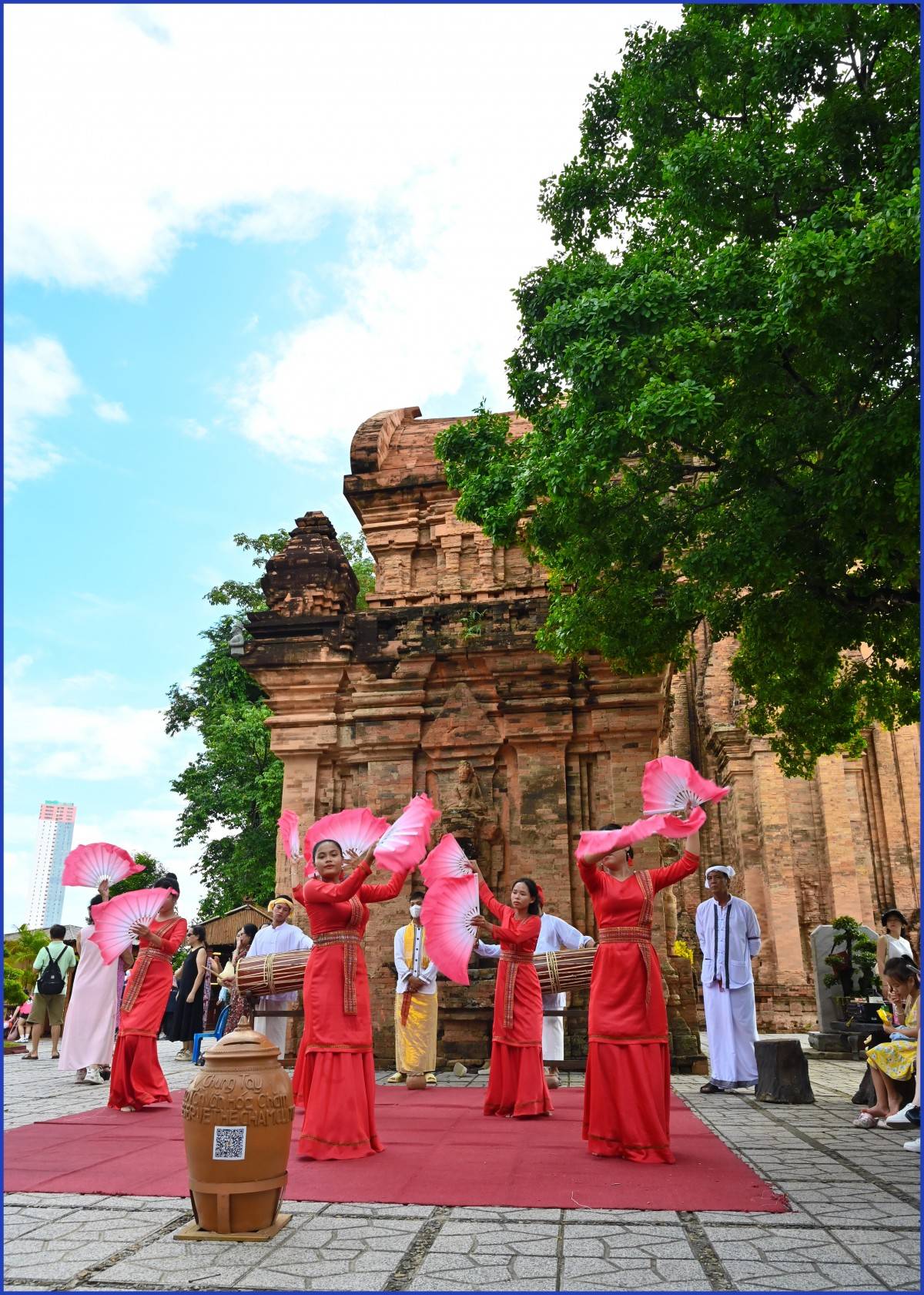 “Sắc xuân đất nước” mừng Tết Bính Ngọ 2026, Di sản văn hóa kết nối hành trình nghệ thuật Xứ Trầm Hương