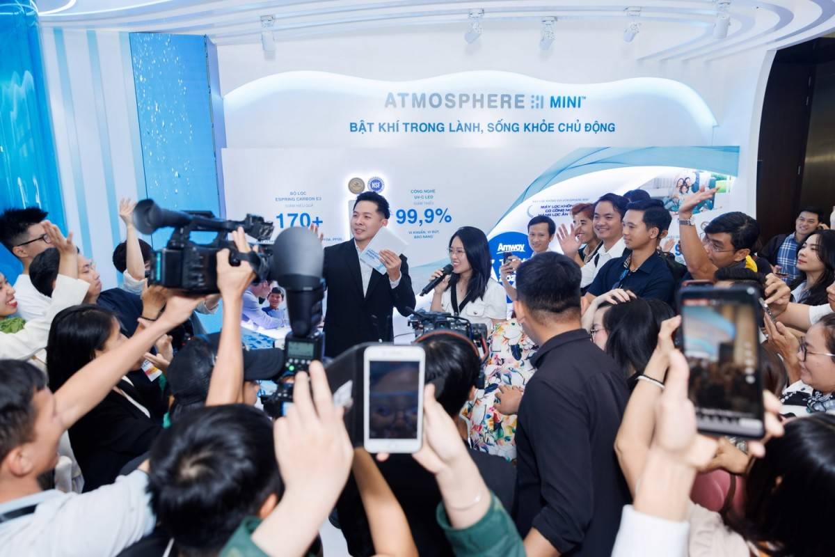 máy lọc nước New eSpring,thương hiệu máy lọc nước nổi bật,cú hat-trick Tech Awards,công nghệ lọc nước Amway,máy lọc nước UV-C LED