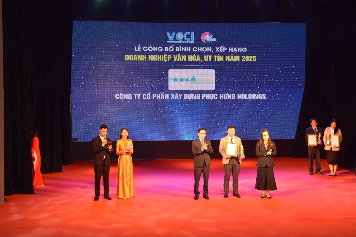 Phục Hưng Holdings được vinh danh “Doanh nghiệp Văn hóa, Uy tín năm 2025”