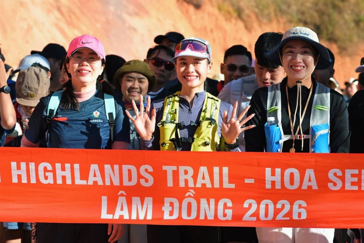 Hơn 1.000 VĐV tham gia Giải chạy bộ địa hình Hoa Sen Home Cup Lâm Đồng 2026