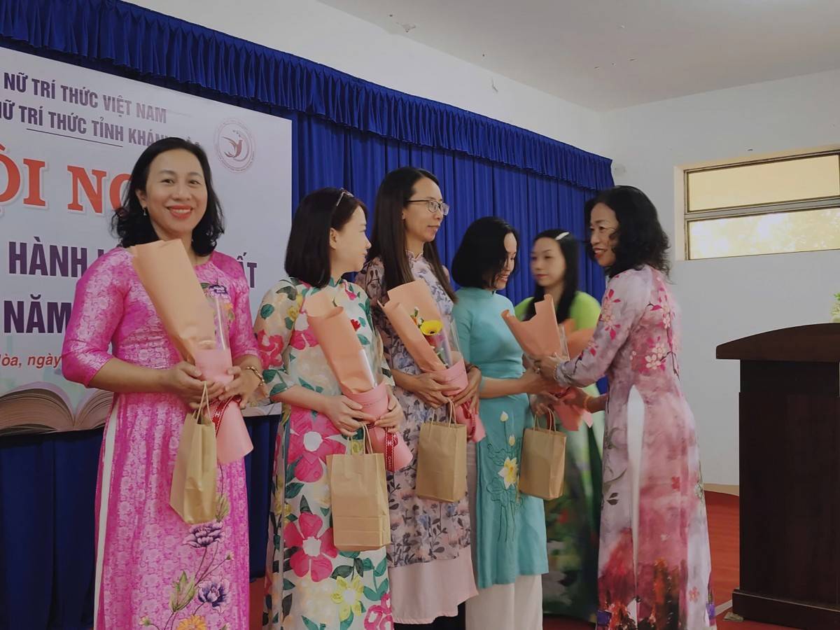 Hội nghị Ban chấp hành Chi hội Nữ trí thức tỉnh Khánh Hòa lần thứ nhất năm 2026