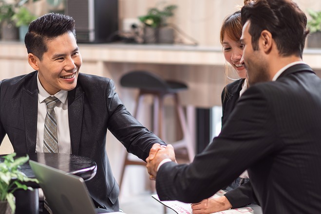 Vì sao kỹ năng mềm giúp thắng những thương vụ khó khăn?