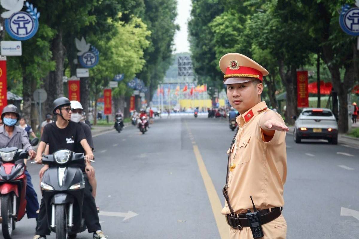Hà Nội tạm cấm xe tải, xe khách lớn vào nội đô trong thời gian diễn ra Đại hội Đảng lần thứ XIV