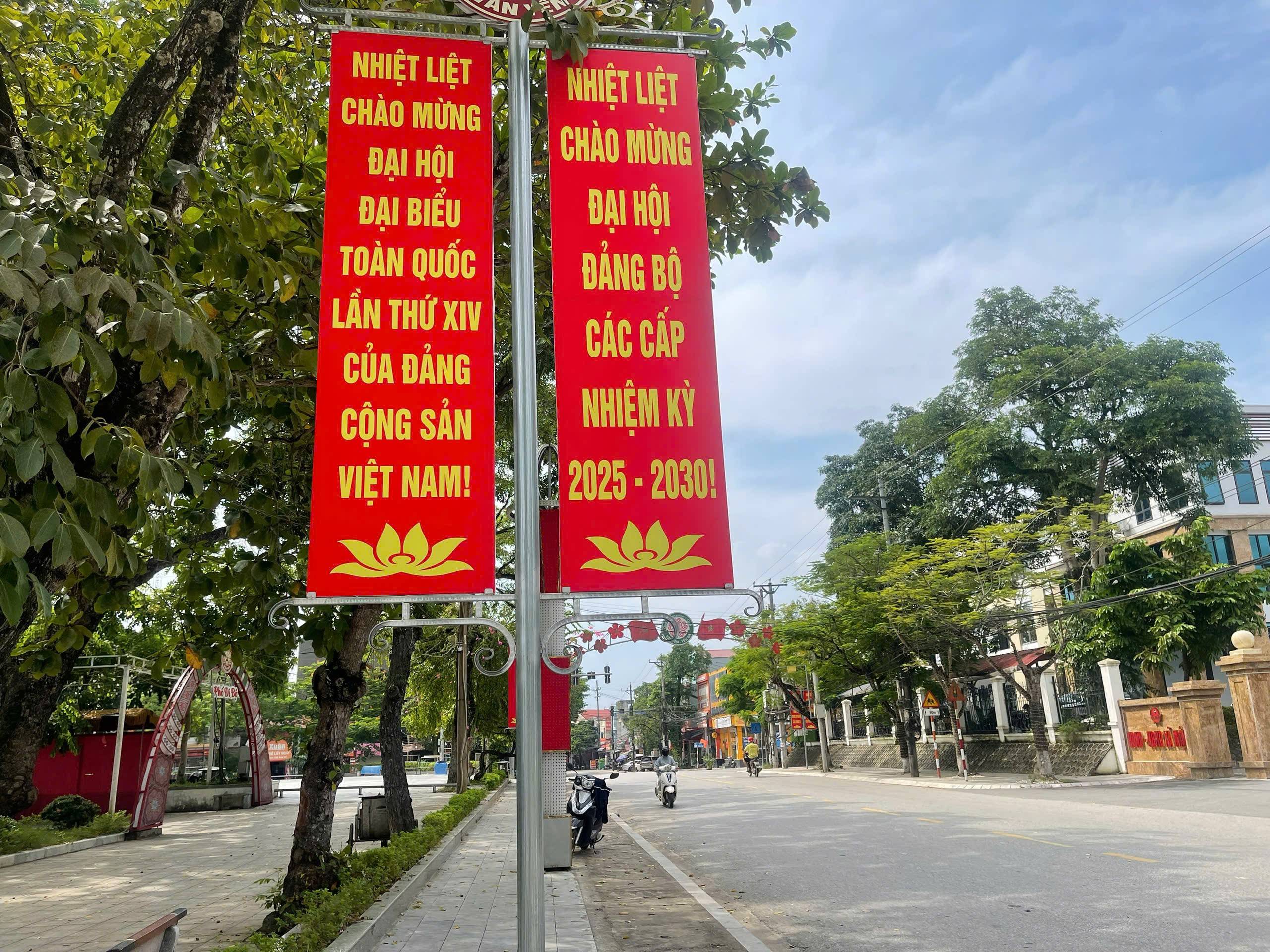 Sắc cờ rực rỡ khắp Lào Cai, khí thế hướng về Đại hội XIV của Đảng