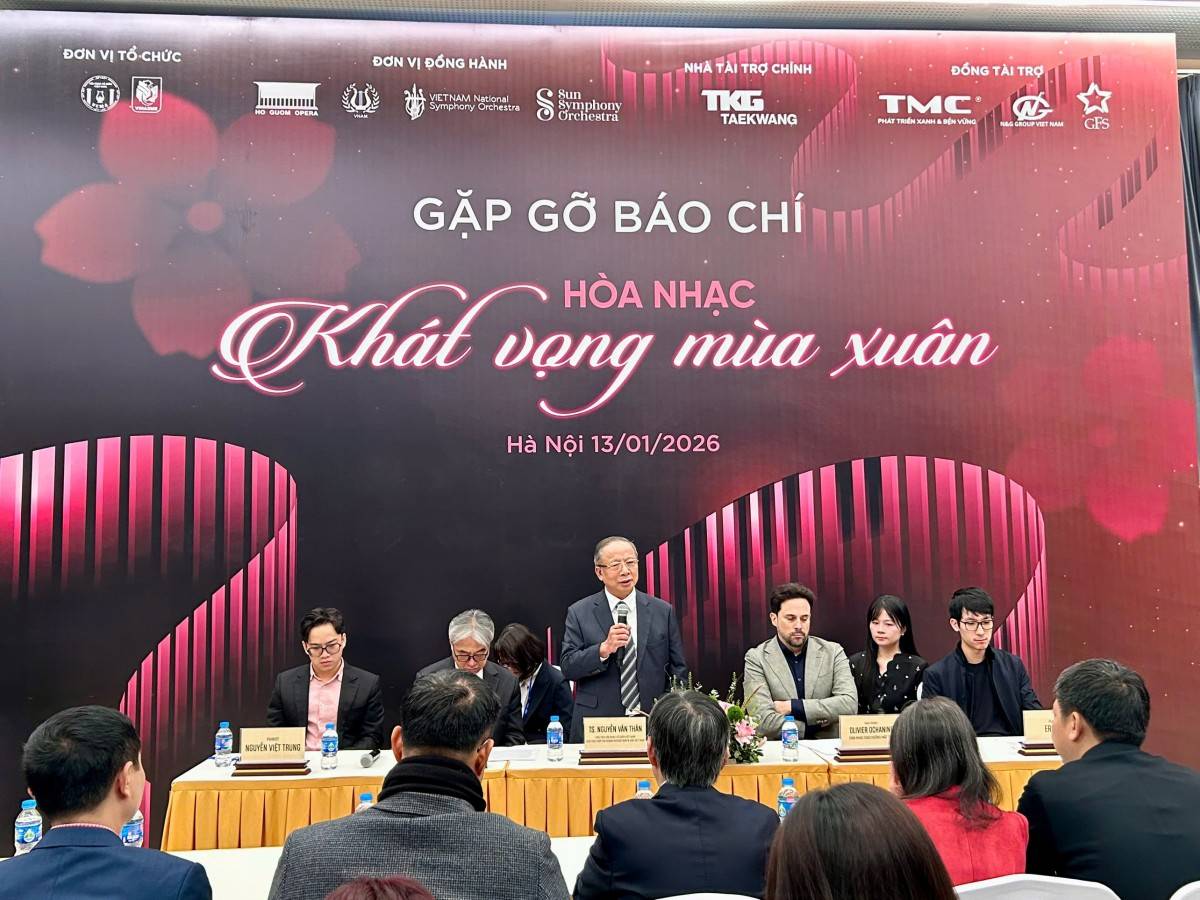  TS. Nguyễn Văn Thân, Chủ tịch Hội Nhạc cổ điển Việt Nam, kiêm Chủ tịch Hiệp hội Doanh nghiệp nhỏ và vừa Việt Nam (VINASME),