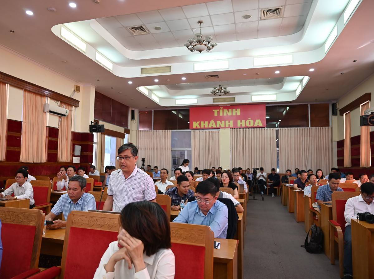 Khánh Hòa đặt mục tiêu năm 2027 trở thành thành phố trực thuộc Trung ương.  Tăng trưởng 2 con số với GRDP tăng 10 -11%.