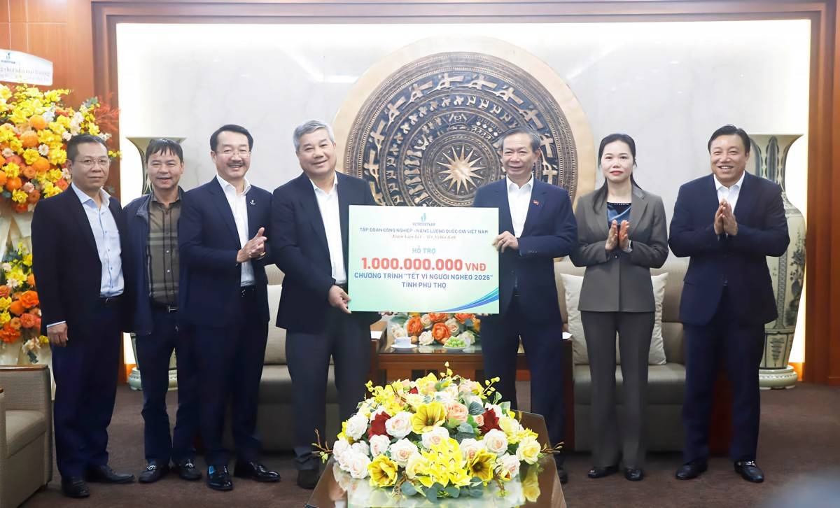 Petrovietnam hỗ trợ 1,77 tỷ đồng chương trình “Tết vì người nghèo” tại Phú Thọ