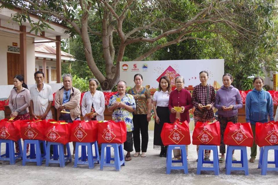 “Chung vị Tết Việt” lan tỏa tại Vĩnh Long và Cần Thơ