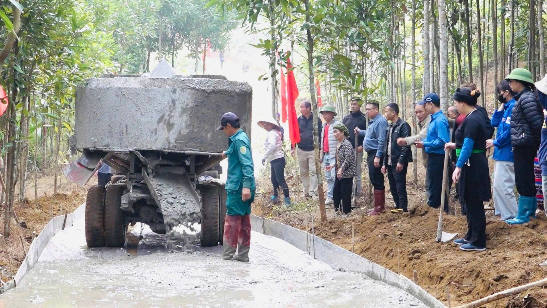 Từ Mậu A, phong trào “Con đường mùa xuân” lan tỏa mạnh mẽ trong cộng đồng dân cư