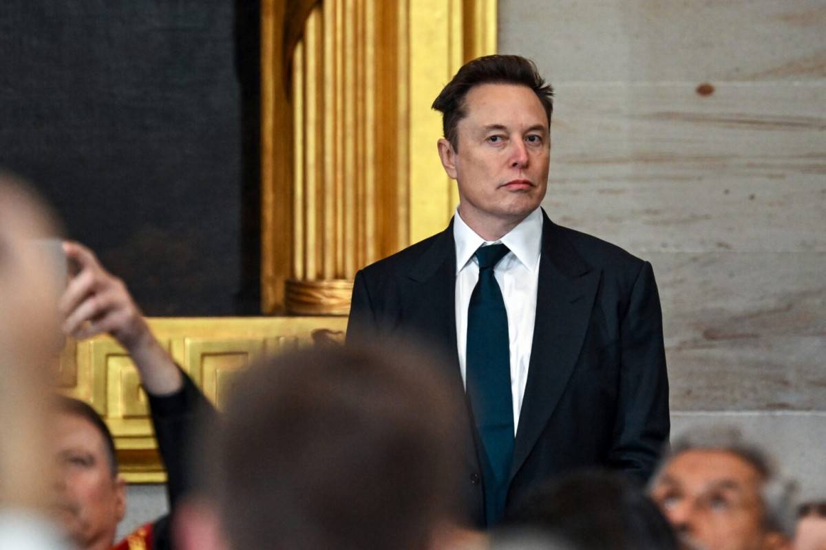 Elon Musk đến dự lễ nhậm chức của Tổng thống Donald Trump tại sảnh tròn của Điện Capitol Hoa Kỳ vào ngày 20 tháng 1 năm 2025, tại Washington, DC (Ảnh của Kenny Holston-Pool/Getty Images)