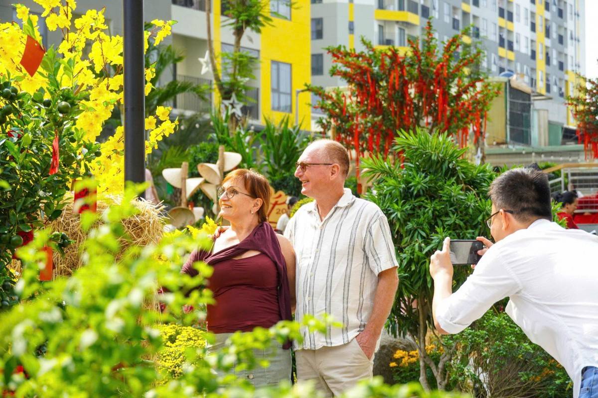 Tập đoàn Bcons khai trương Đường hoa Xuân Bcons City - điểm nhấn văn hóa đón Tết Bính Ngọ 2026