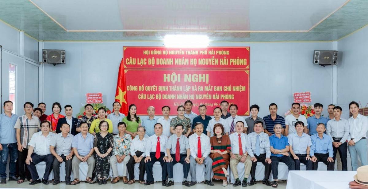 Tại thành phố Cảng năng động, Câu lạc bộ Doanh nhân họ Nguyễn thành phố Hải Phòng đã và đang trở thành điểm tựa gắn kết những người con mang chung dòng máu Lạc Hồng, cùng khát vọng vươn lên, phụng sự xã hội và làm rạng danh truyền thống dòng họ.