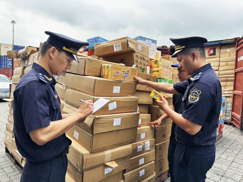 Hải quan đẩy mạnh quản lý rủi ro: 70% tờ khai được phân luồng xanh sau nửa năm triển khai Đề án