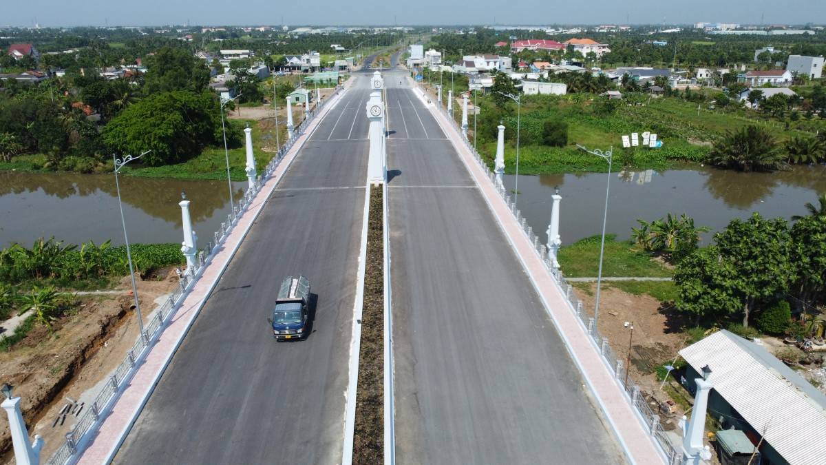 Xí nghiệp Công trình Giao thông Thủy lợi, Công ty TNHH Một thành viên 622, Thi công cầu đường thủy lợi Quân khu 9, ông trình giao thông Đồng bằng sông Cửu Long 3