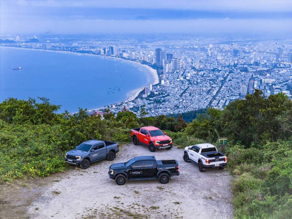 Ford Việt Nam đạt kỷ lục bán hàng năm 2025, vinh dự nhận Bằng khen của Thủ tướng Chính phủ